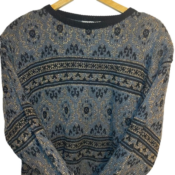 Grey and Black Sparkly Vintage Holiday Sweater - Picture 1 of 11